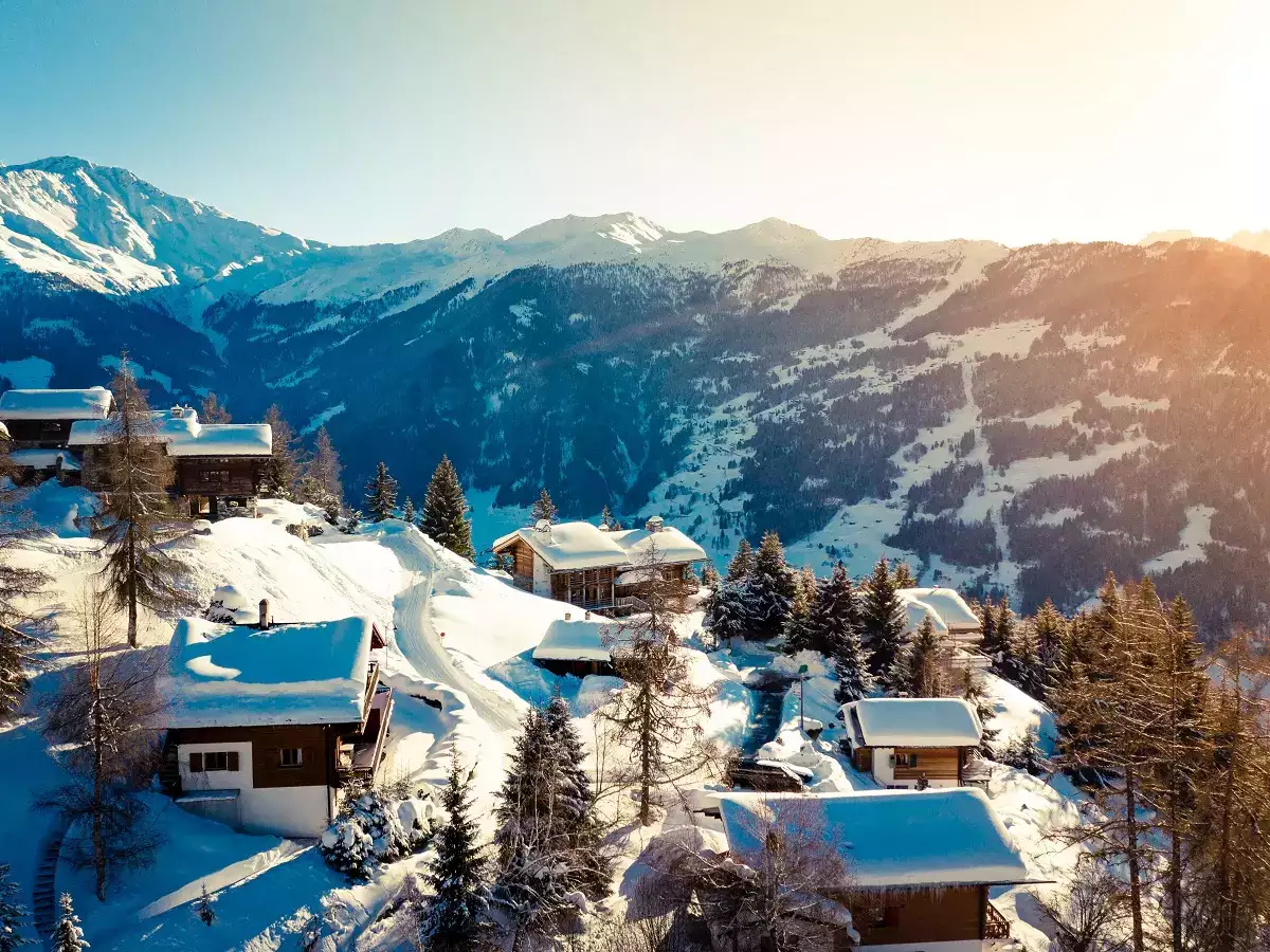 Manali in December, Winter Beauty, December snowfall, December in Himachal Pradesh, Best winter vacation destinations in India